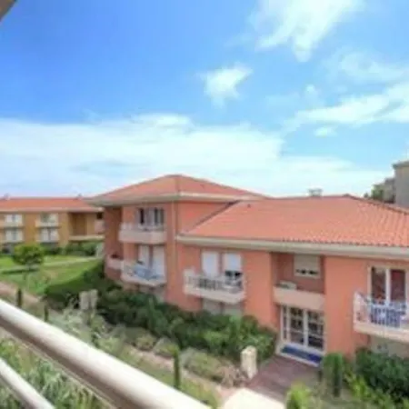 Domaine Juan Flore Apartment