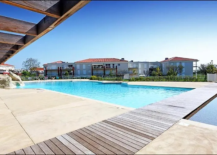 Apartment Domaine Juan Flore