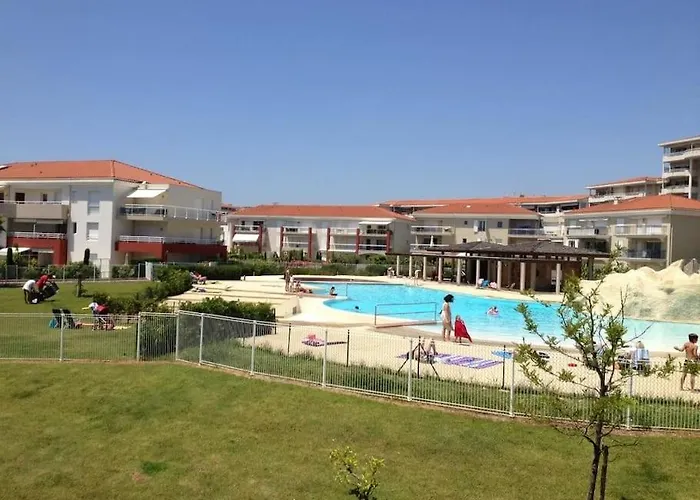 Domaine Juan Flore Apartment